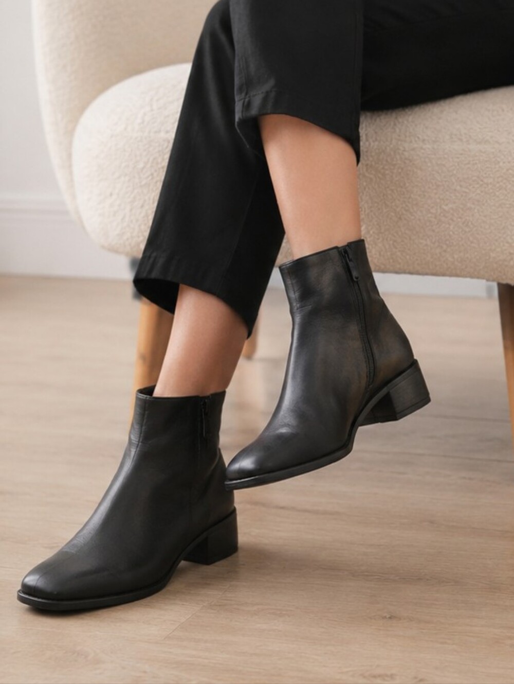 New Condition Yofi Made in Israel Black Leather Ankle Boots.